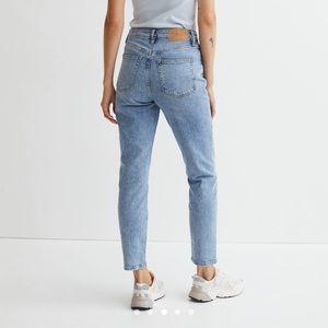 Meet your Posher, Ari